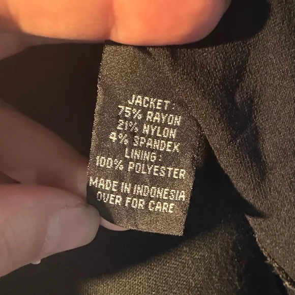 BCX Women's Black Blazer - Picture 6 of 6